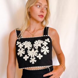 Bold Embroidered Canvas Crop Tank Top / Black/Natural