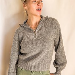Quarter Zip Casual Sweater / Heather Grey